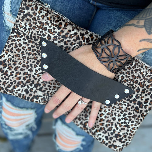 [raleigh leather] Clutch - Mini Leopard & Black
