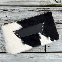 [raleigh leather] Clutch -BLACK + WHITE COWHIDE