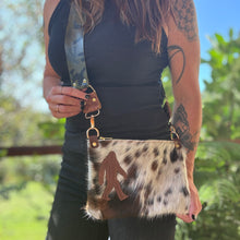 Go Small Zippered Crossbody - Bigfoot