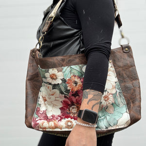 GO BIG Zippered Tote - Floral X2