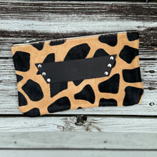 [raleigh leather] Clutch - Giraffe Print + Black