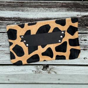 [raleigh leather] Clutch - Giraffe Print + Black