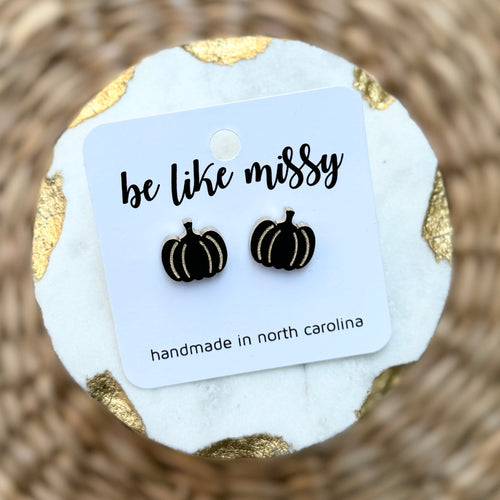 Pumpkin Studs