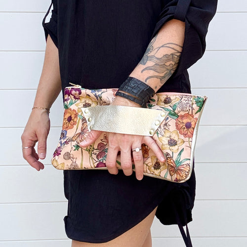 [raleigh leather] Clutch - Butterfly Floral
