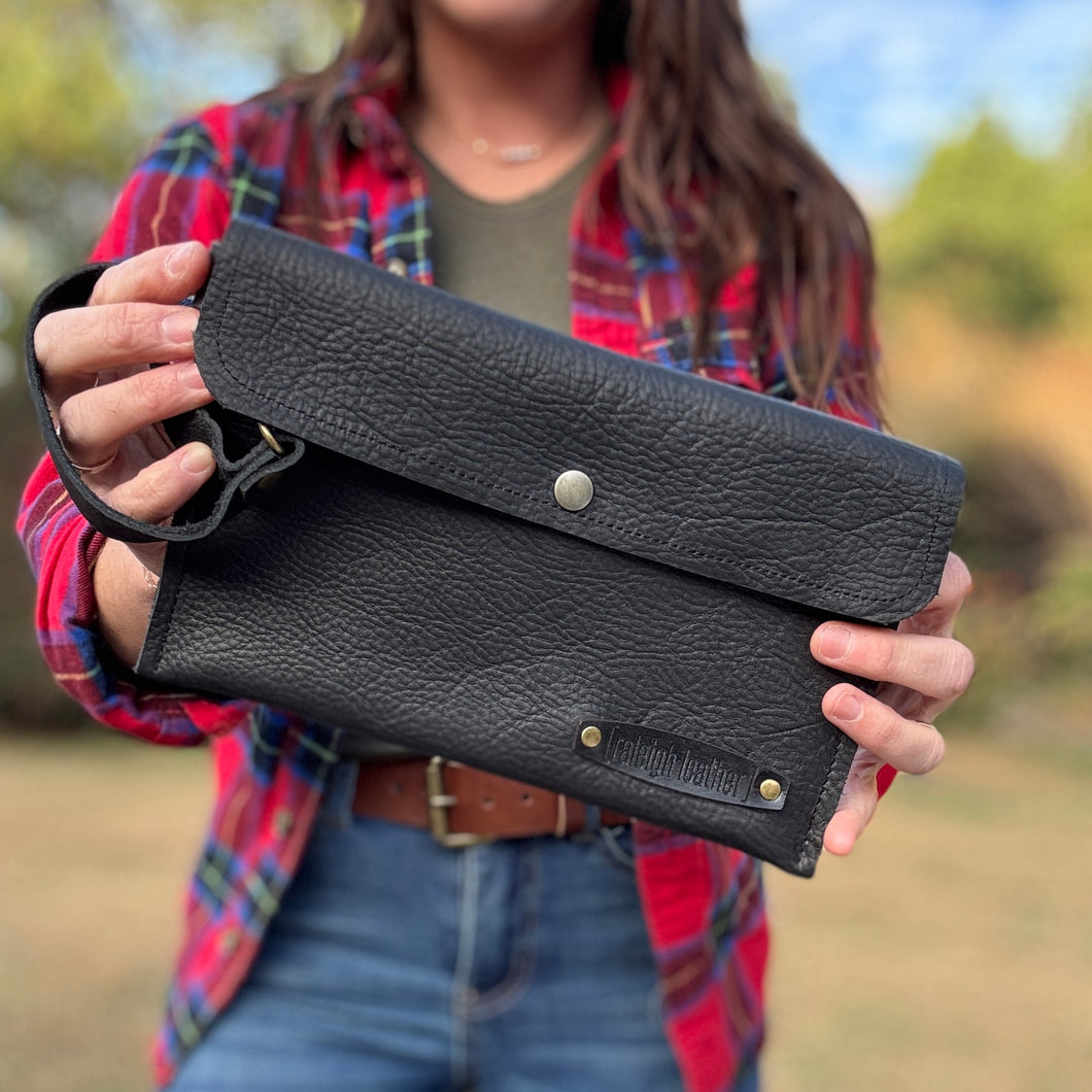 Large Envelope Wristlet - Black