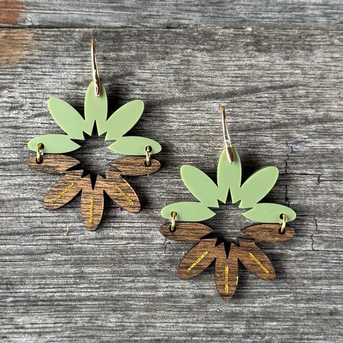 Daisy Stacks - Olive + Walnut