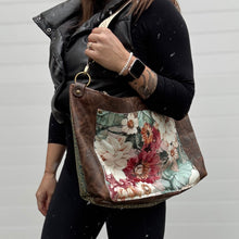 GO BIG Zippered Tote - Floral X2