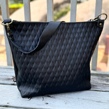 GO BIG Zippered Tote - Diamond Stitch