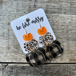 Pumpkin Stacks - Plaid with Leopard