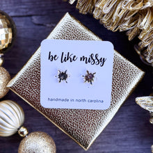 Snowflake Studs - Champagne Glitter