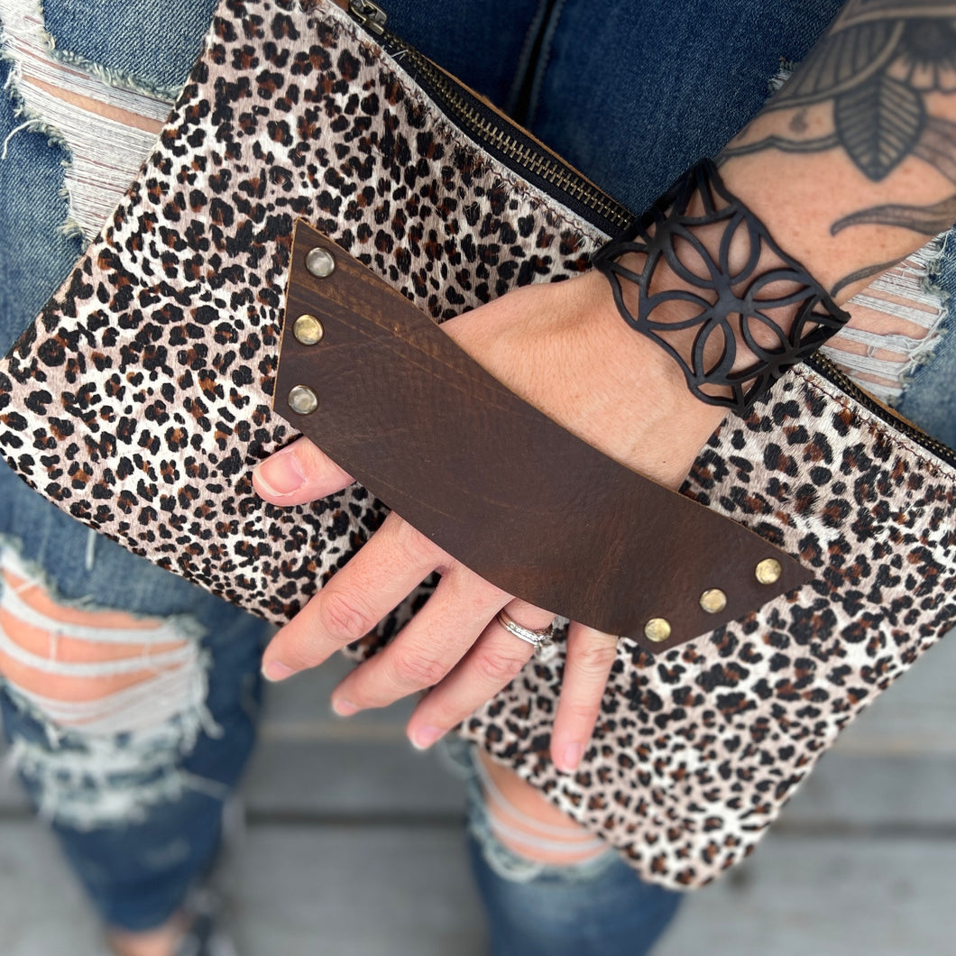 Fall - [raleigh leather] Clutch - Micro Leopard Print