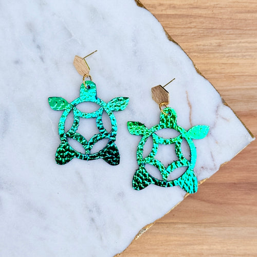 Manchego - Sea Turtle Leather Earrings - Iridescent Mermaid