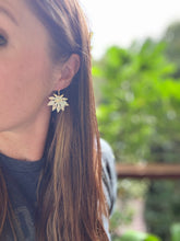 Horse Chestnut Simple Gold Earrings
