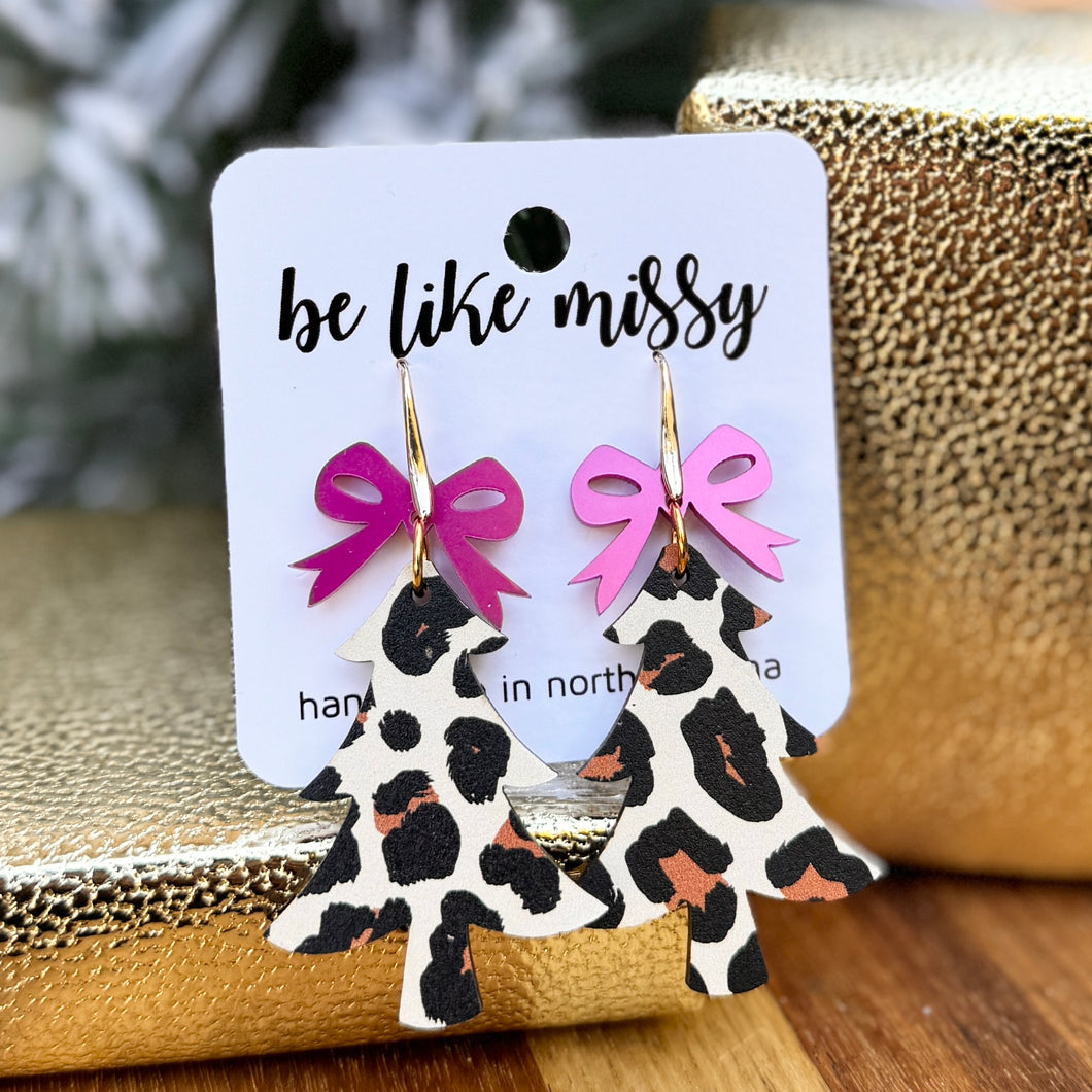 Christmas Tree Earrings - Leopard with Bows