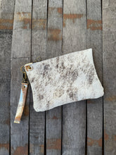 Large Zippered Wristlet - White Brindle
