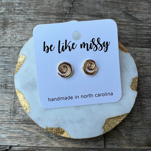 Tiny Snail Studs